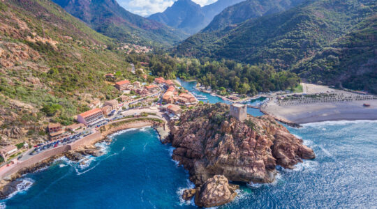 La-Corse-nest-pas-une-ile